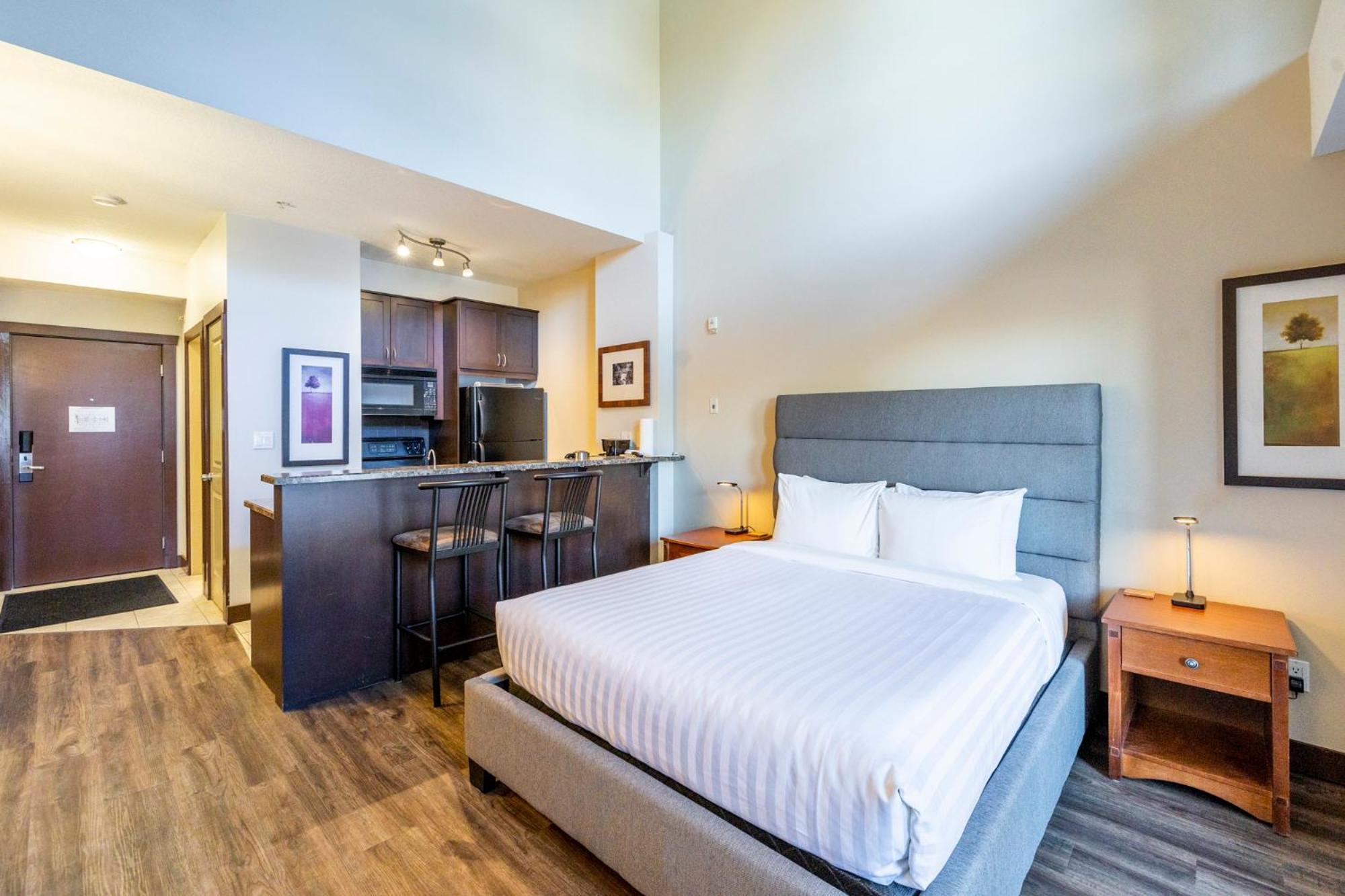 Silver Rock By Stayin Fernie Extérieur photo